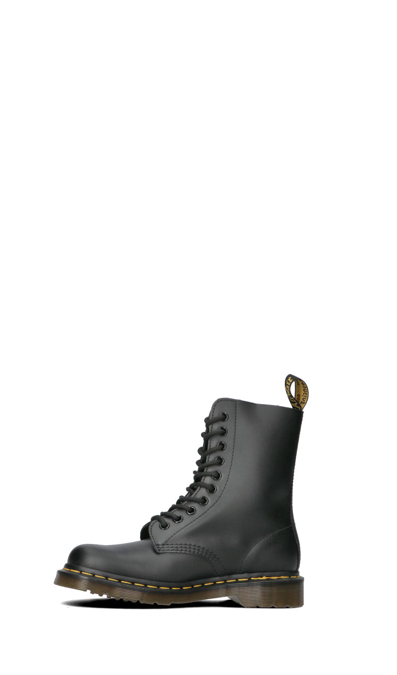 DR. MARTENS