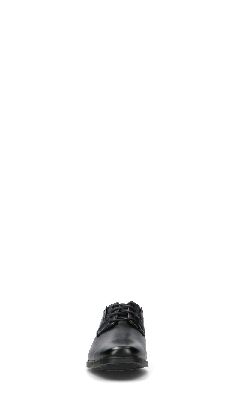 CLARKS ESSENTIALS
