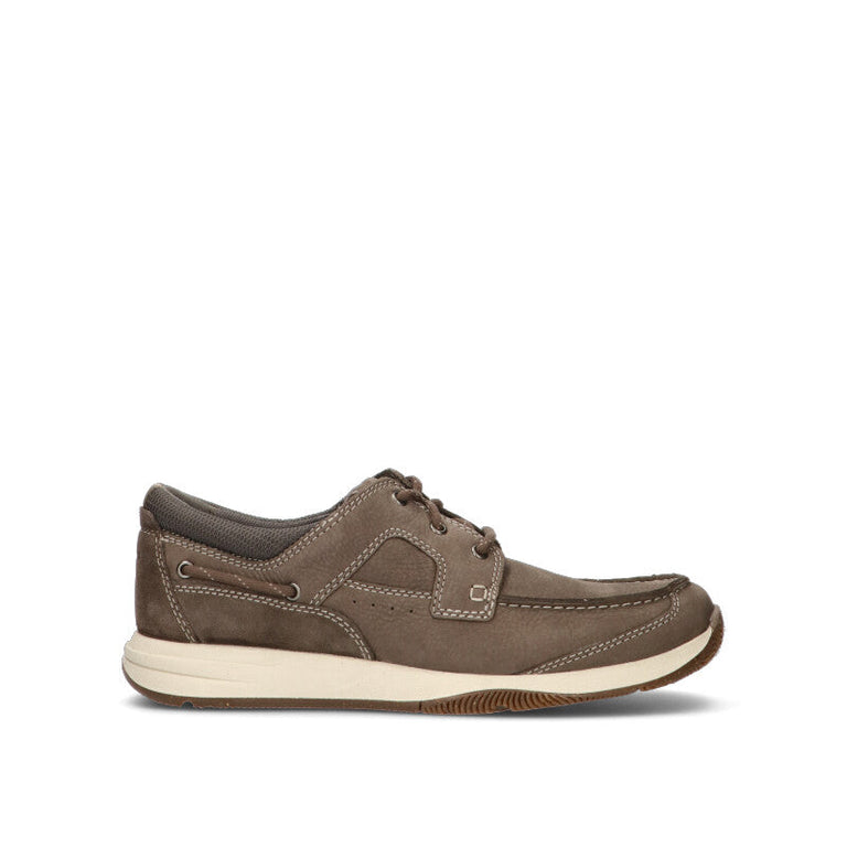 CLARKS ESSENTIALS