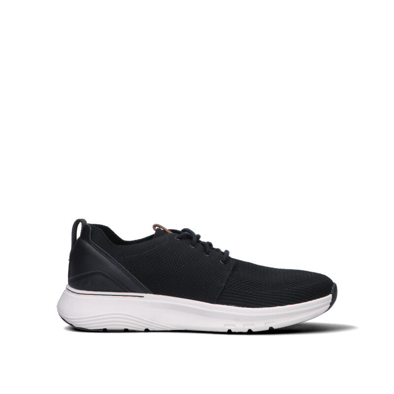 CLARKS ESSENTIALS