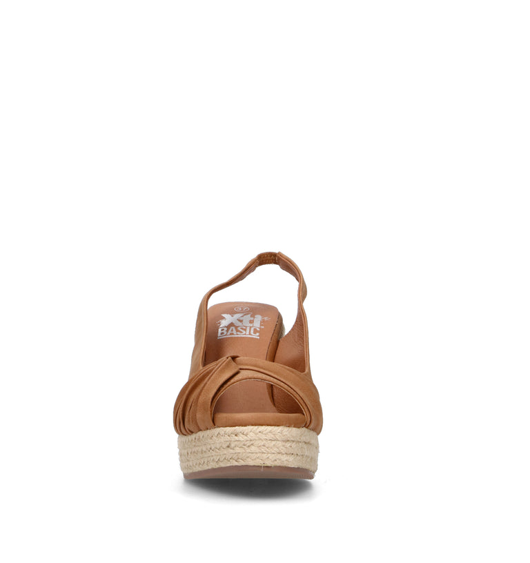 XTI FOOTWEAR Campeggina donna cammello
