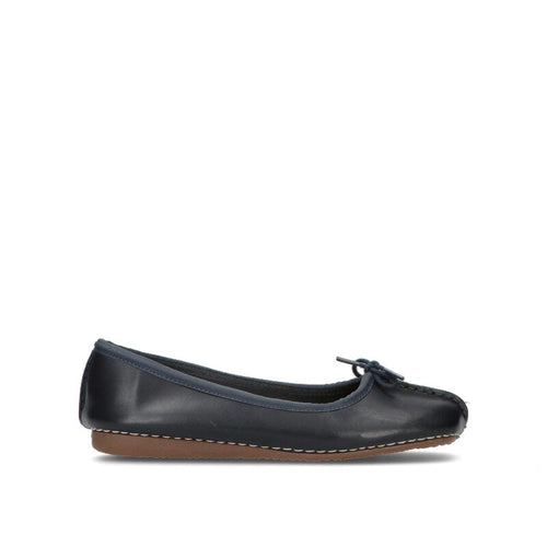 CLARKS CORE