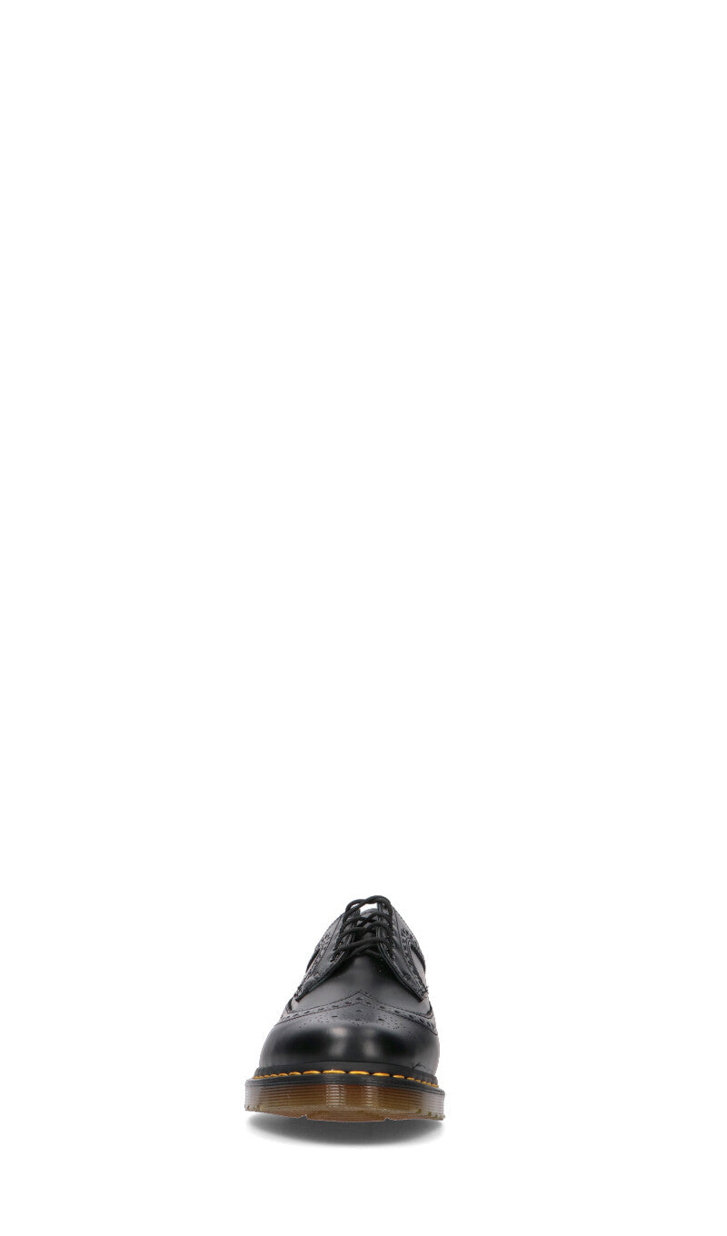 DR. MARTENS Stringata uomo nera in pelle con ricami brogue