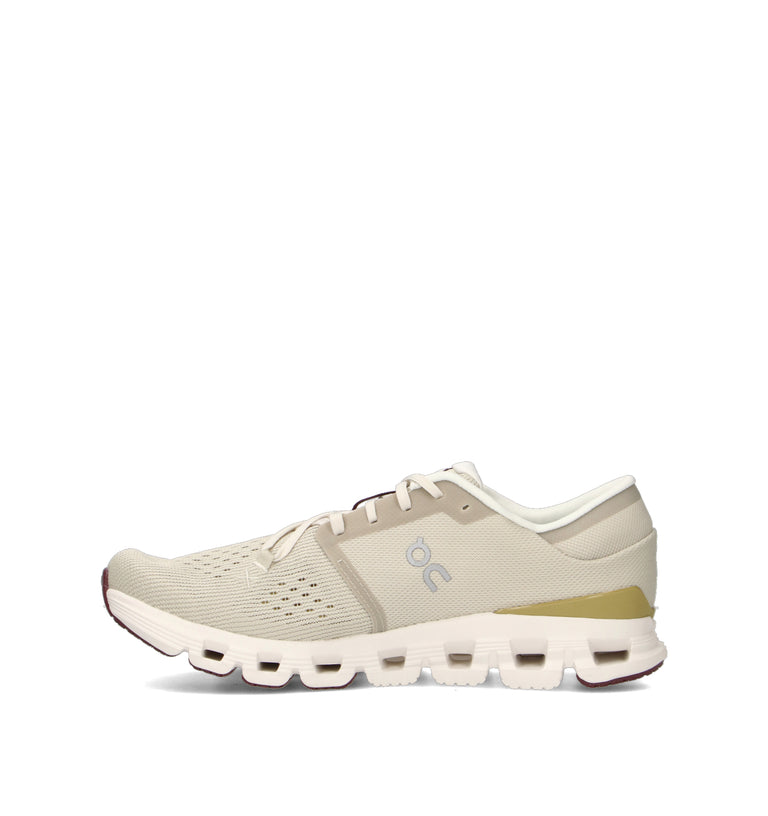 ON CLOUD X 4 Scarpa running uomo panna