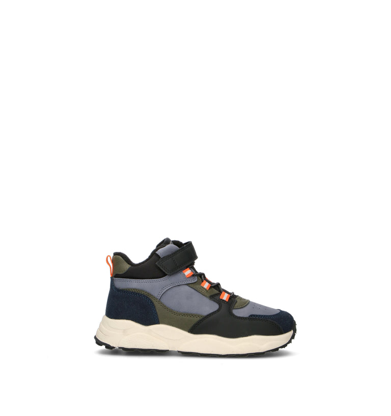 SJ Sneaker bimbo