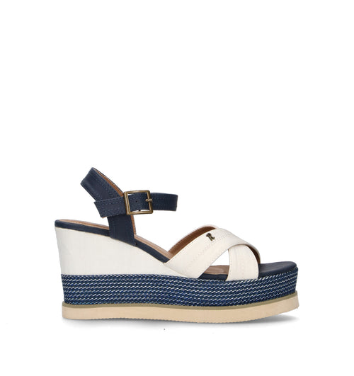 XTI FOOTWEAR Sandalo donna bianco/blu