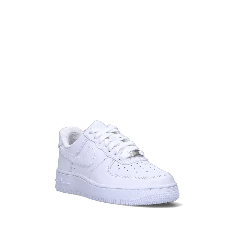 NIKE AIR FORCE 1 '07 Sneaker donna bianca in pelle
