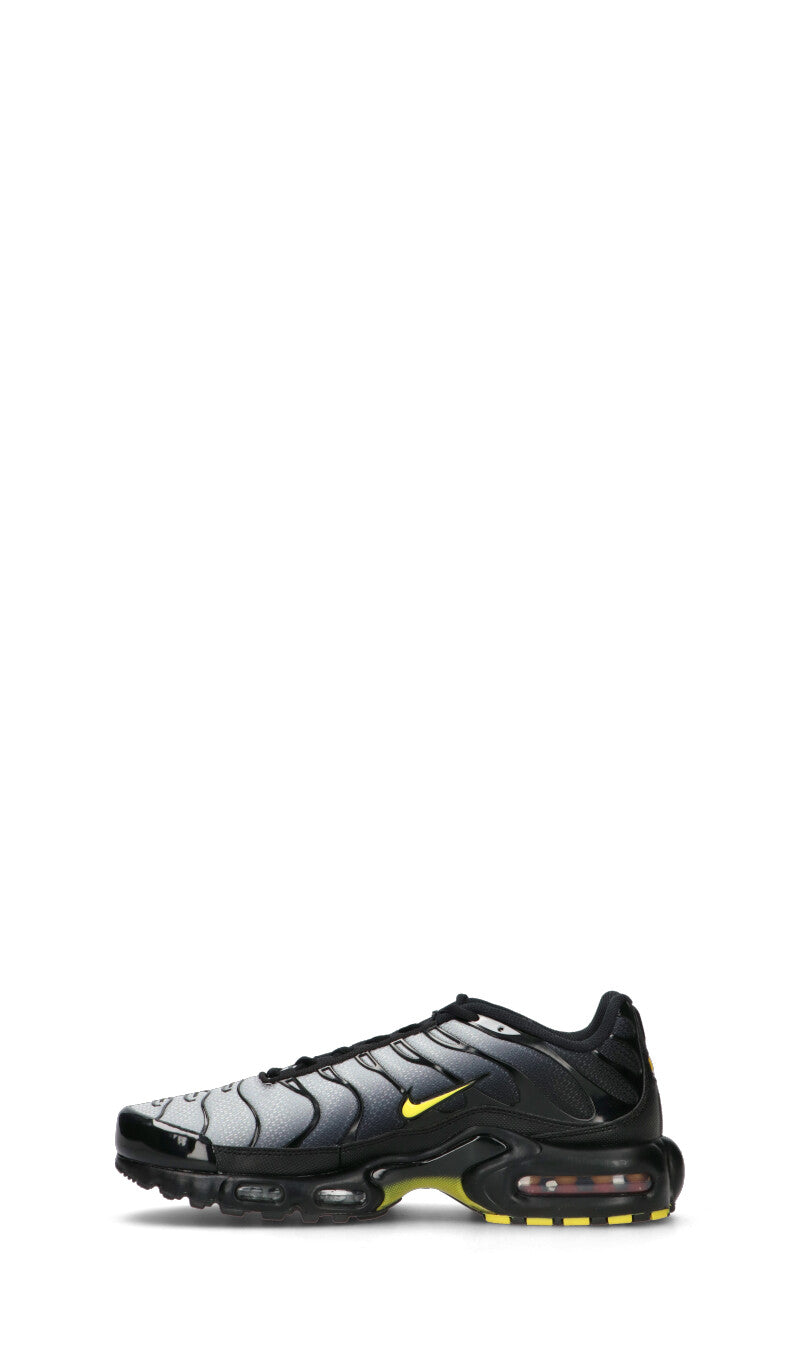 NIKE - AIR MAX PLUS Sneaker uomo nera