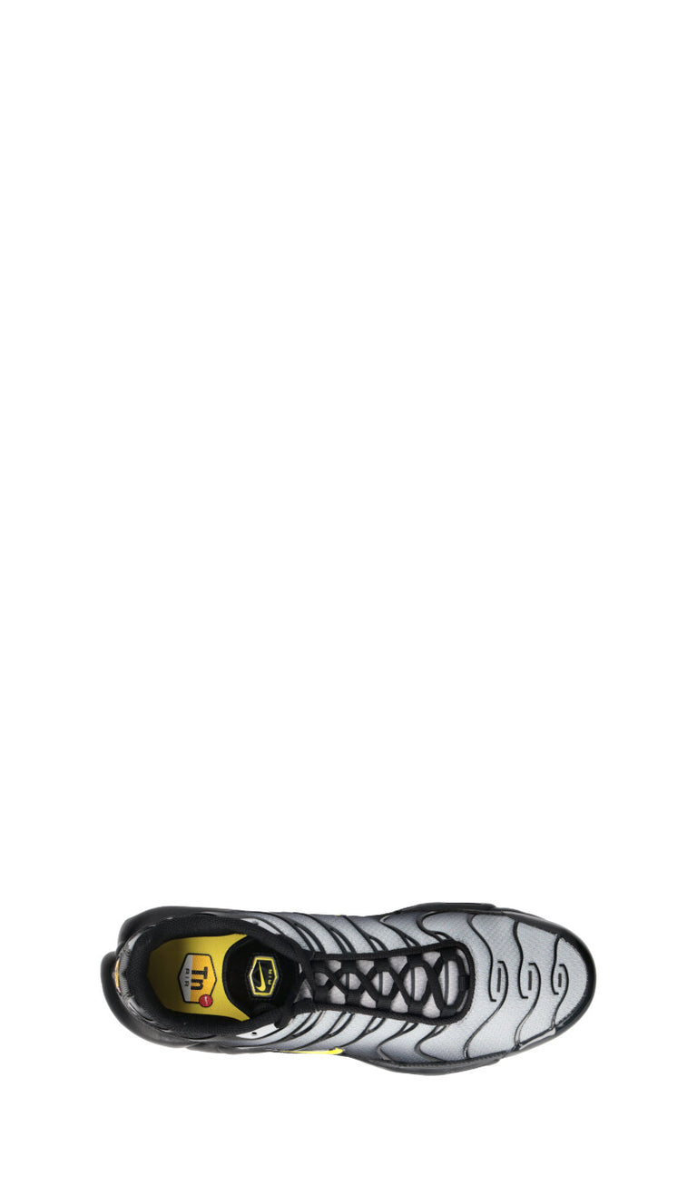 NIKE - AIR MAX PLUS Sneaker uomo nera
