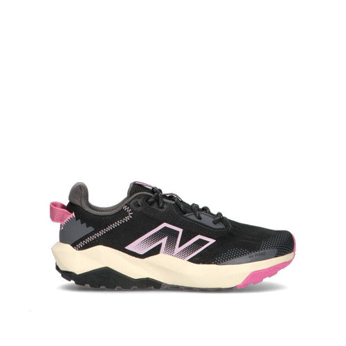 NEW BALANCE Sneaker ragazza nera