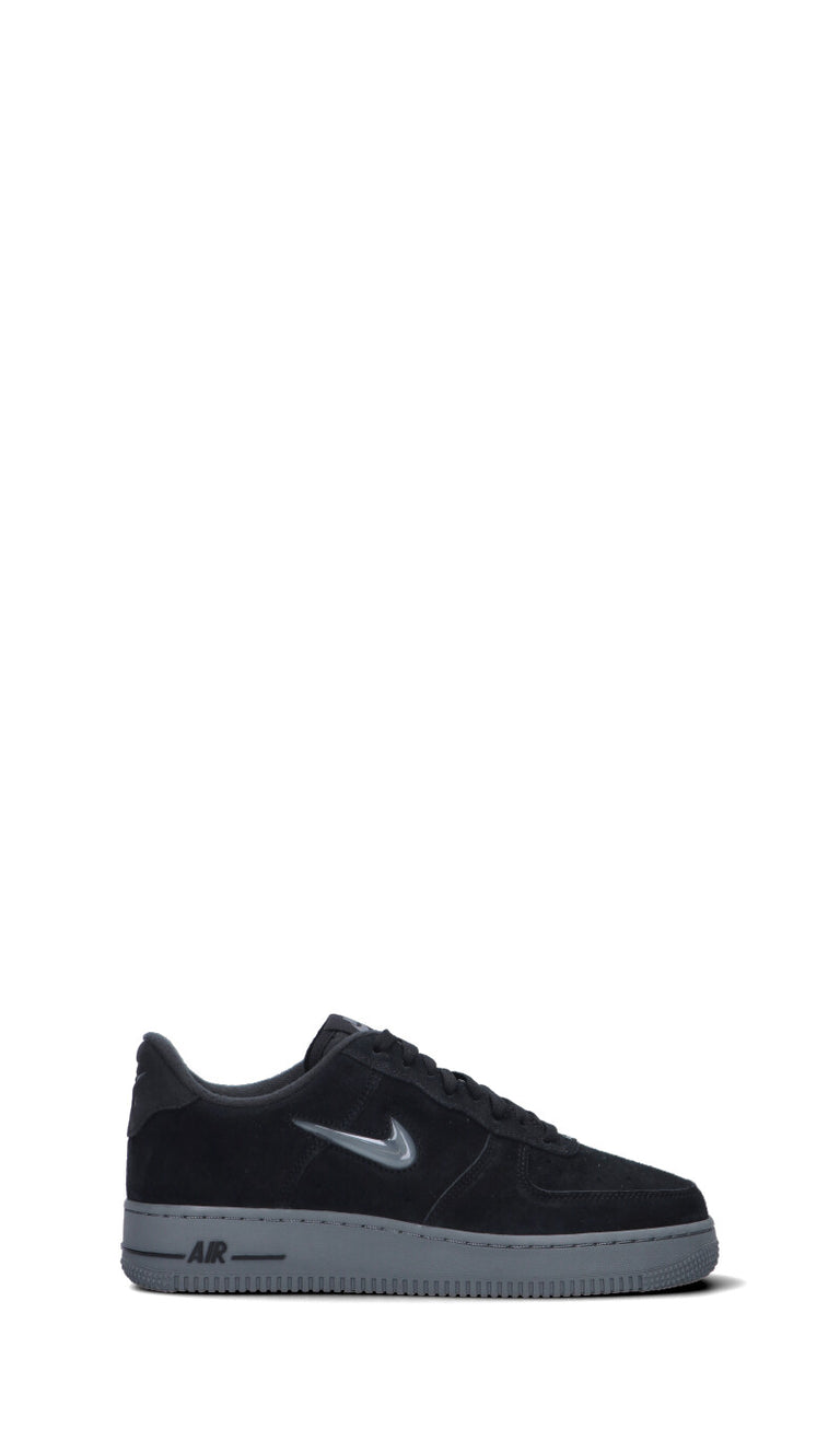 NIKE - AIR FORCE 1 JEWEL Sneaker uomo nera in suede