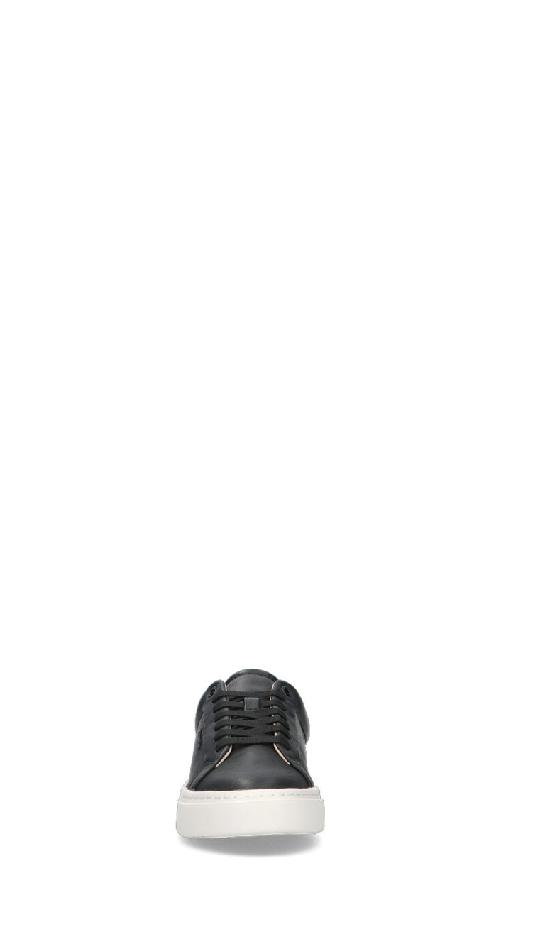CALVIN KLEIN Sneaker donna nera in pelle
