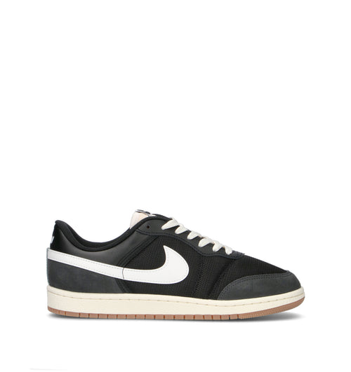 NIKE WMNS AIR JORDAN SKYLINE LOW Sneaker uomo nera