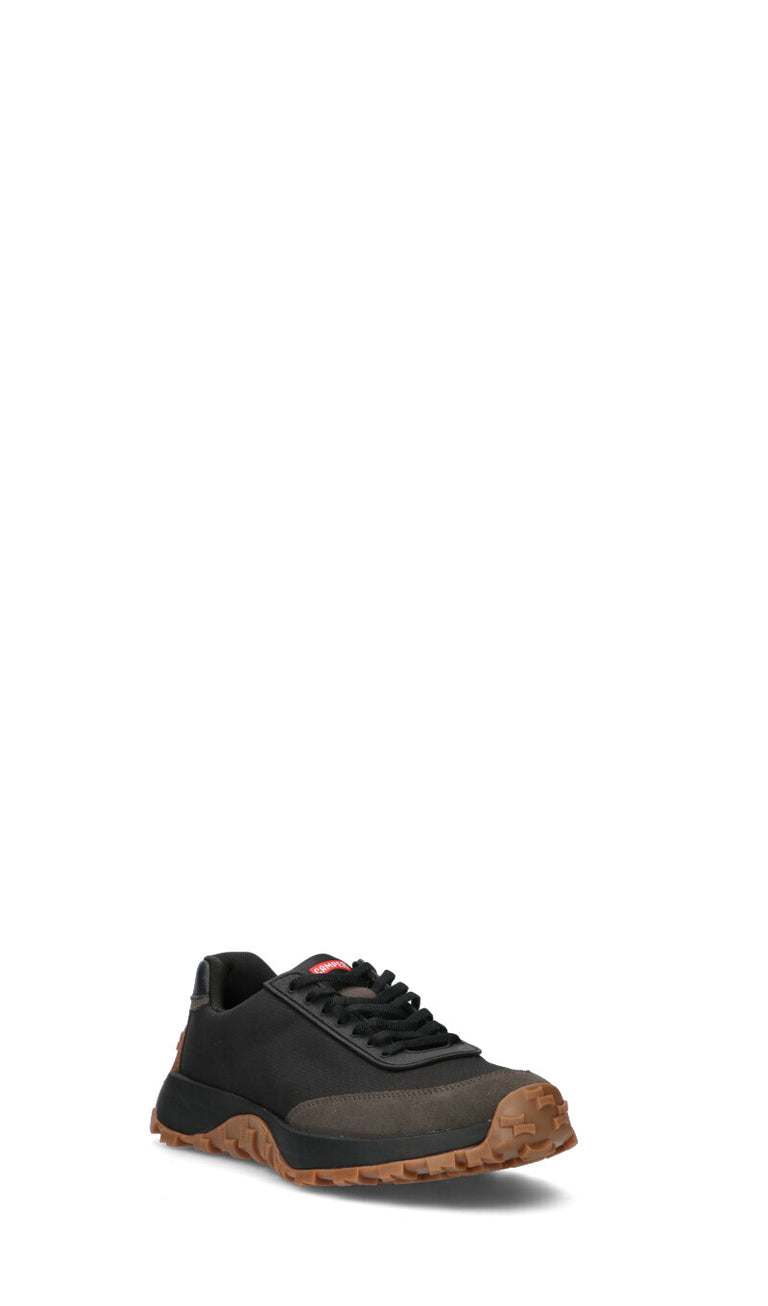 CAMPER