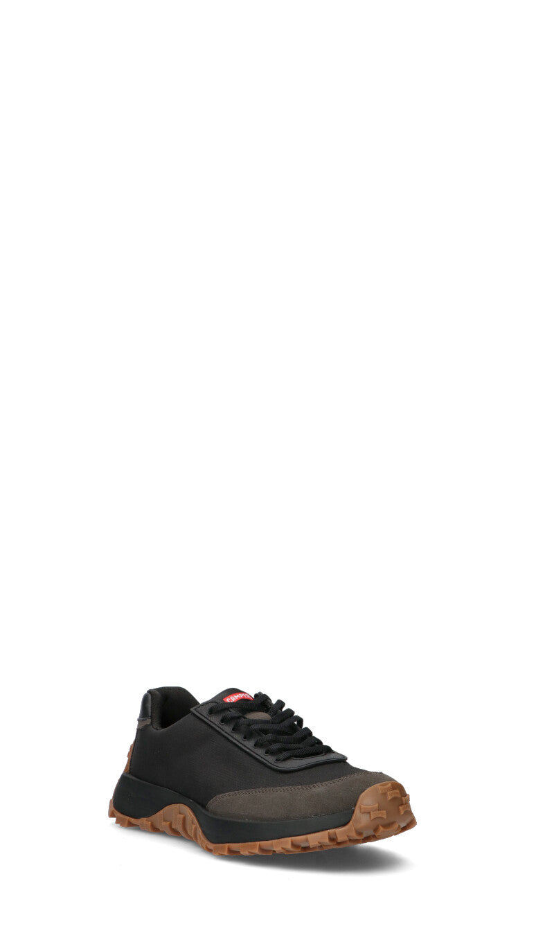 CAMPER