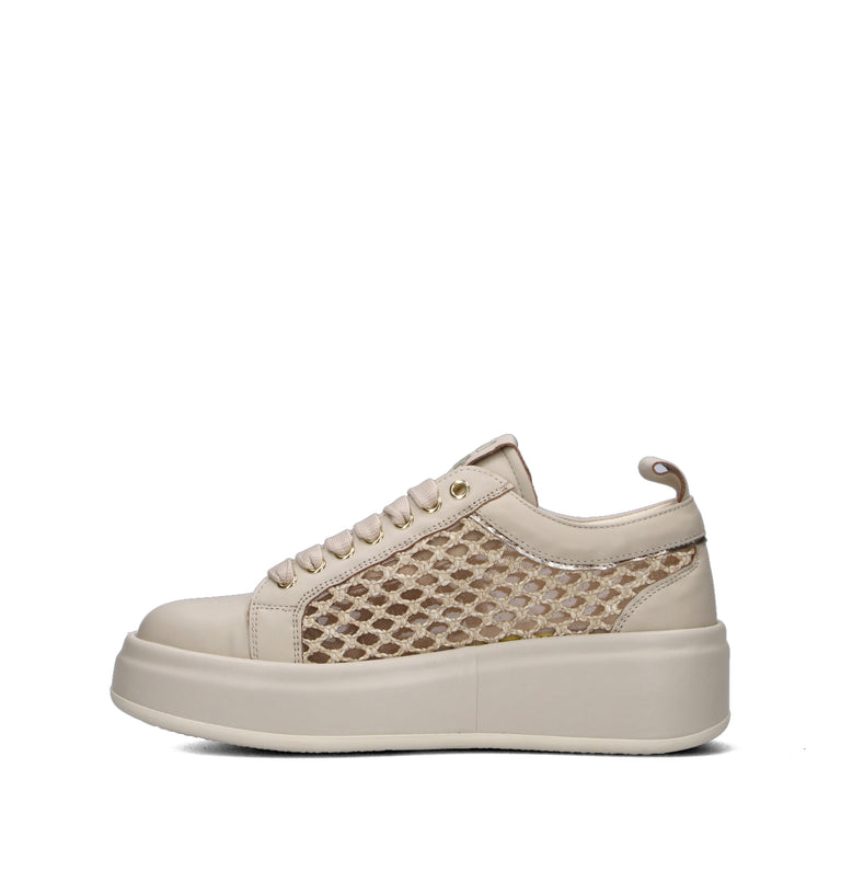 GIO+ Sneaker donna beige in pelle e materiale sintetico. Caratterizzato da pannelli laterali lavorat